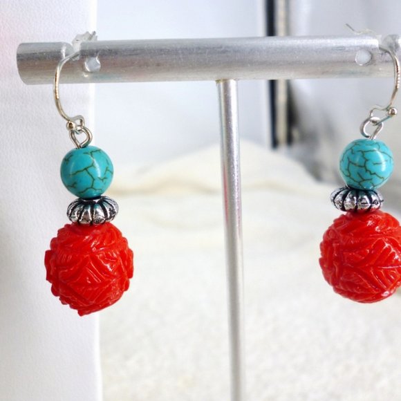 Faux Turquoise Set Necklace, Bracelet, Earrings w/ Carved Red Beads + Gift Box - Picture 4 of 7